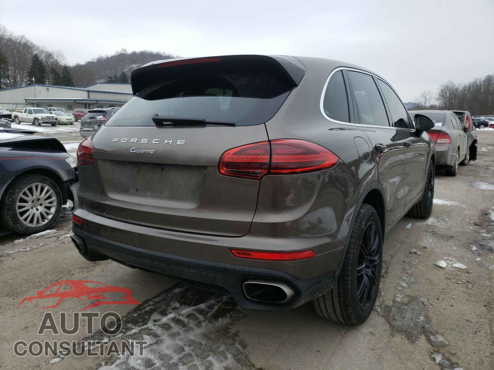 PORSCHE CAYENNE 2016 - WP1AA2A20GLA03887