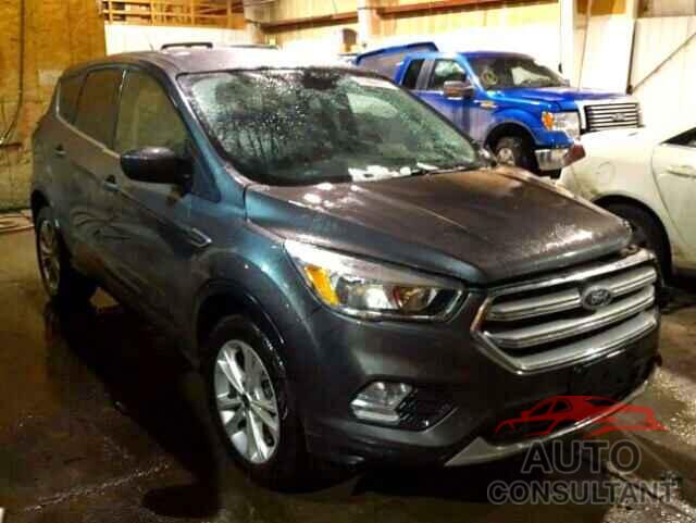 FORD ESCAPE 2017 - 1FMCU9G92HUA83280