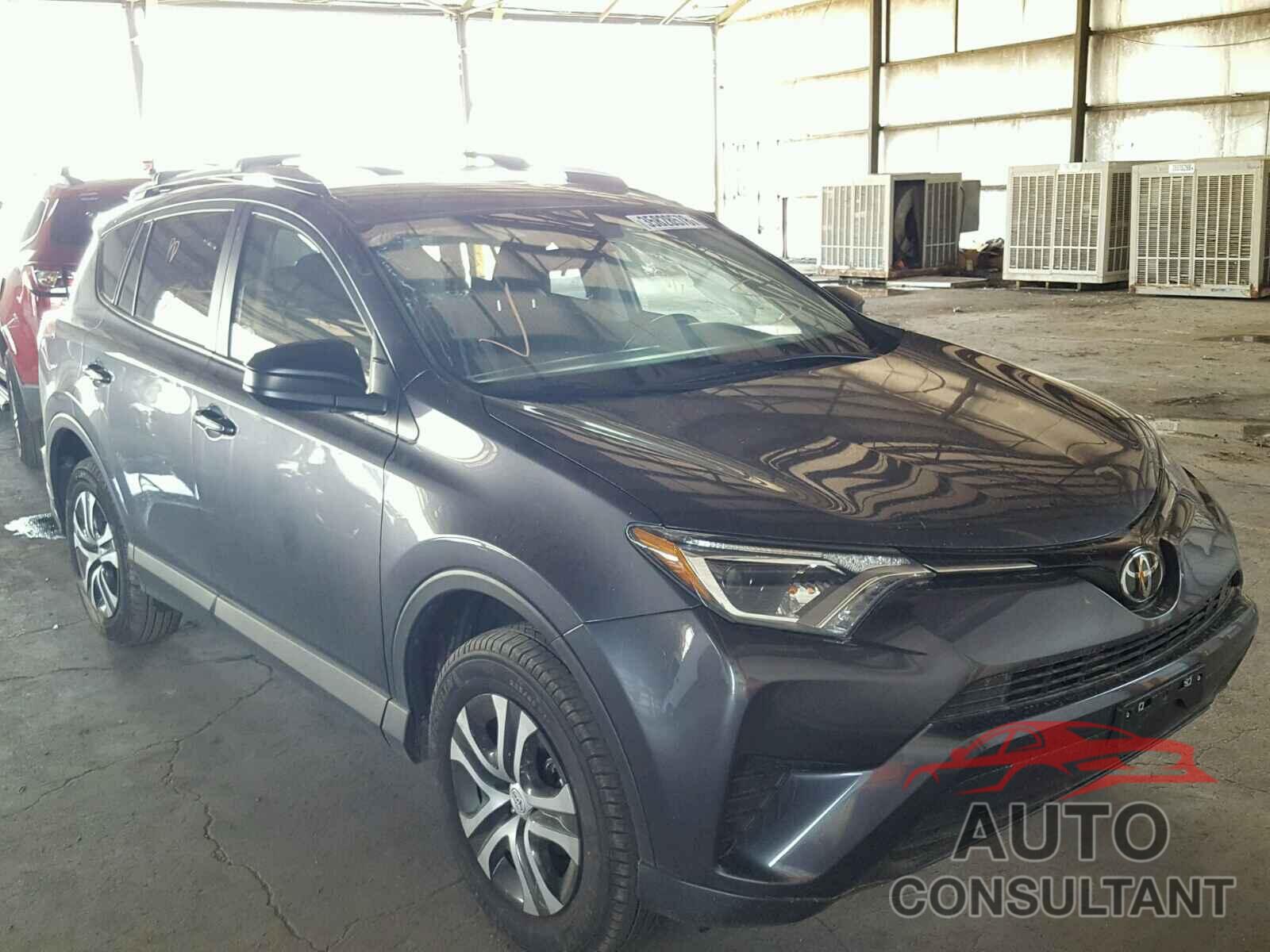 TOYOTA RAV4 2017 - JTMZFREV6HJ136539
