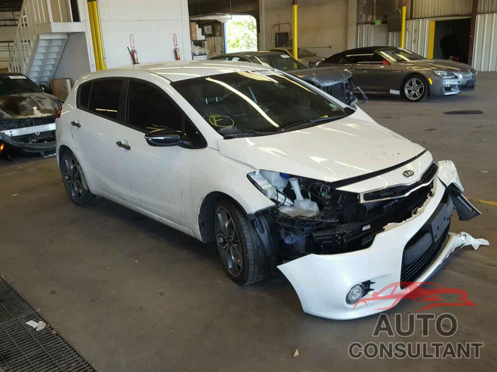 KIA FORTE 2016 - KNAFZ5A36G5588373