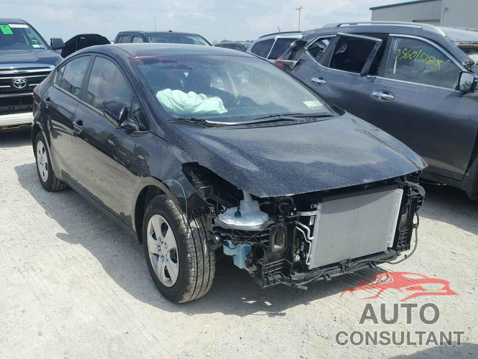 KIA FORTE 2018 - 3KPFK4A77JE222812