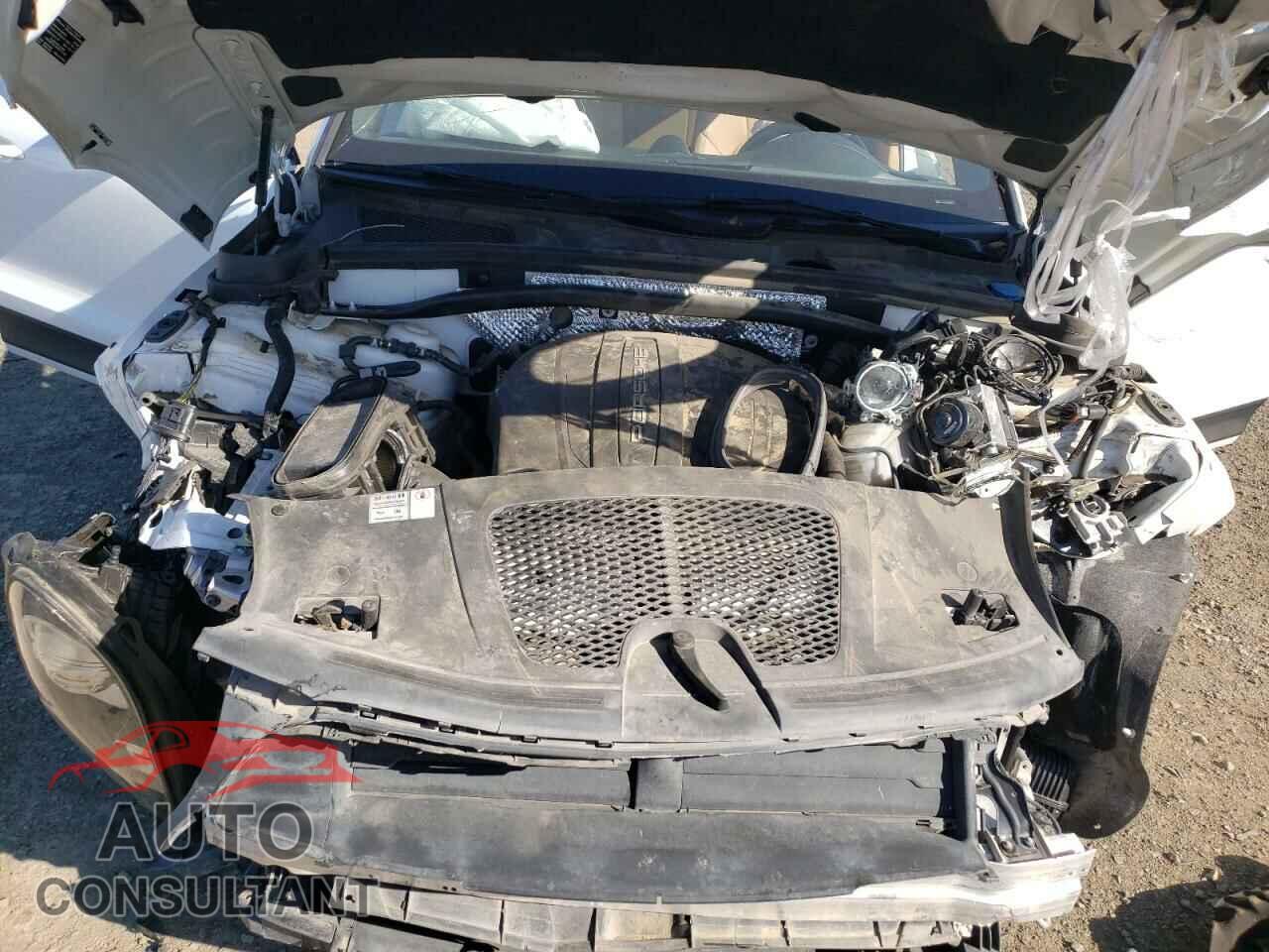 PORSCHE MACAN 2018 - WP1AA2A55JLB08832