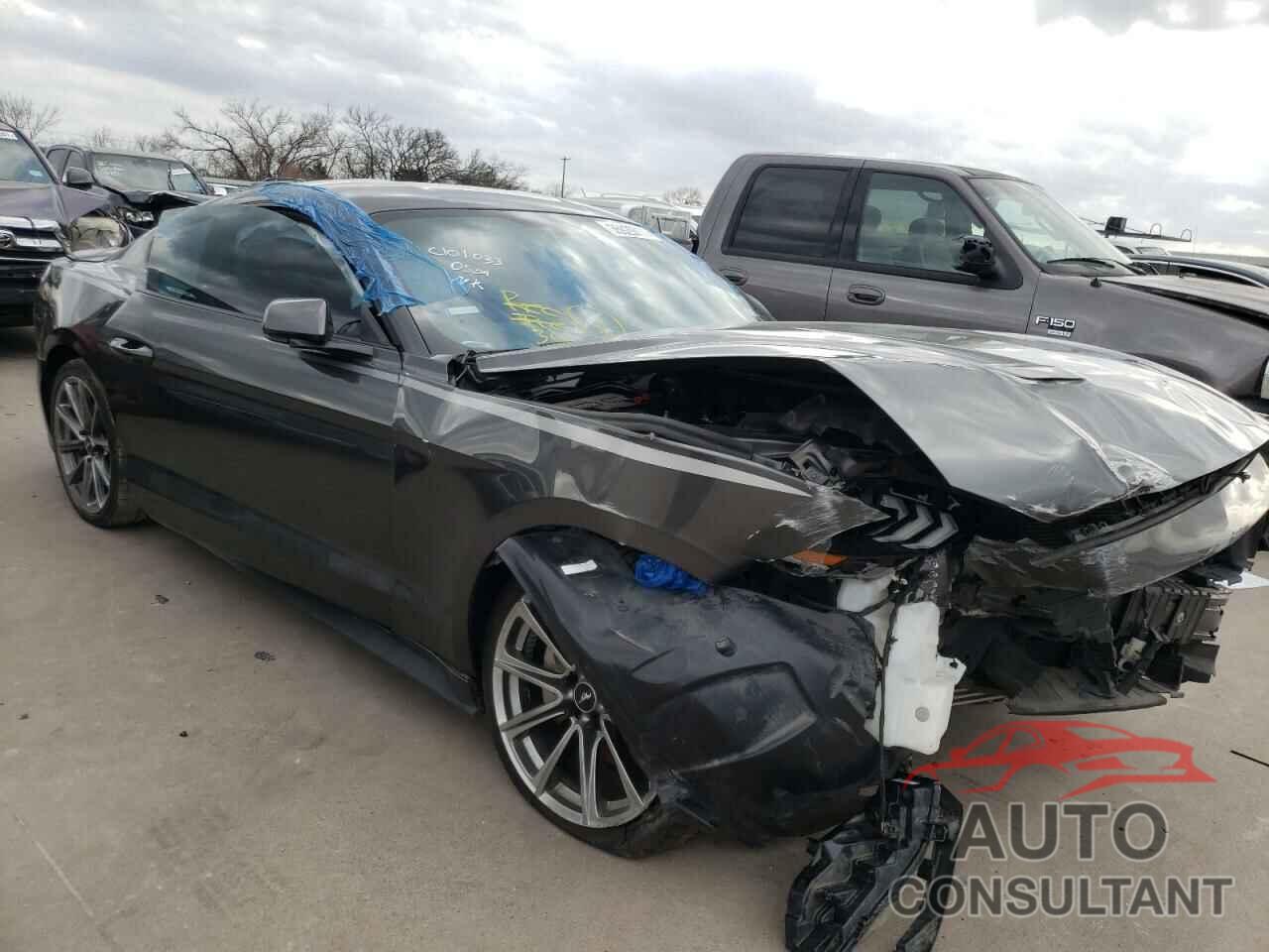 FORD MUSTANG 2018 - 1FA6P8TH7J5103660