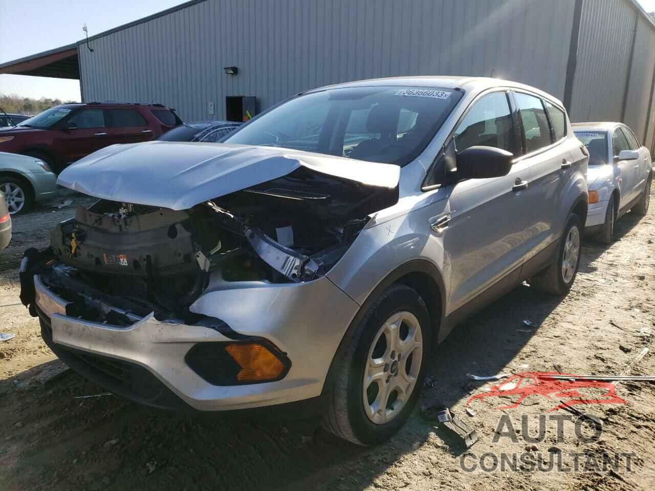 FORD ESCAPE 2017 - 1FMCU0F79HUC06374