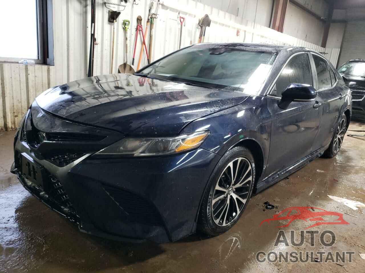 TOYOTA CAMRY 2018 - 4T1B11HK9JU654762