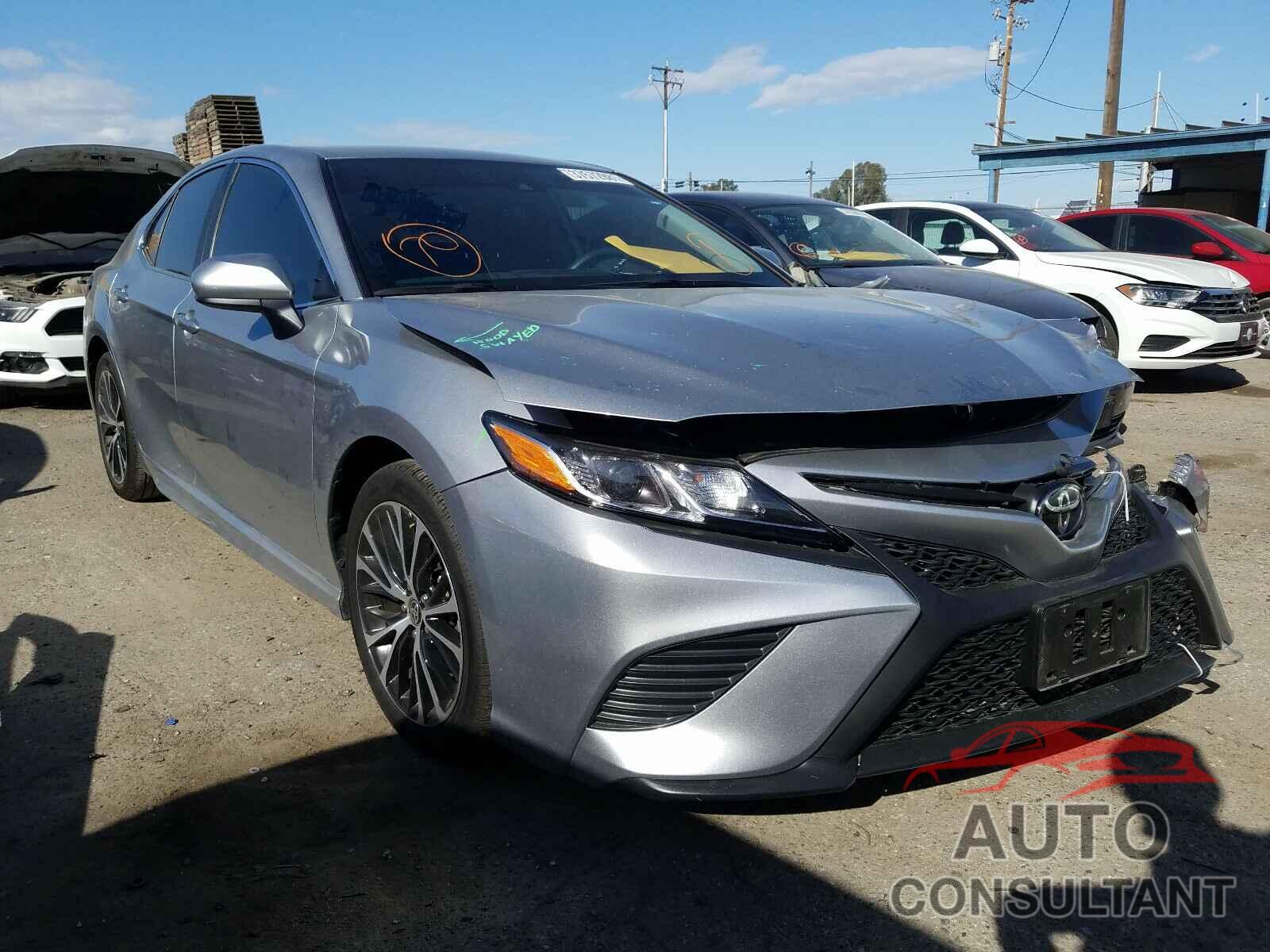 TOYOTA CAMRY 2020 - 4T1G11AK0LU970912