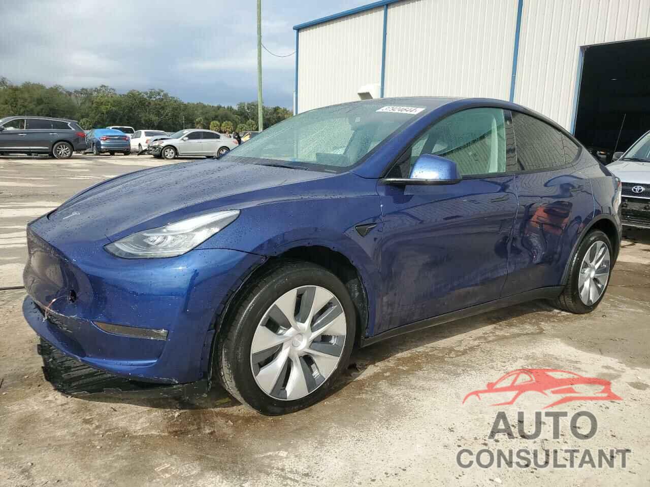 TESLA MODEL Y 2021 - 5YJYGDEE1MF256570