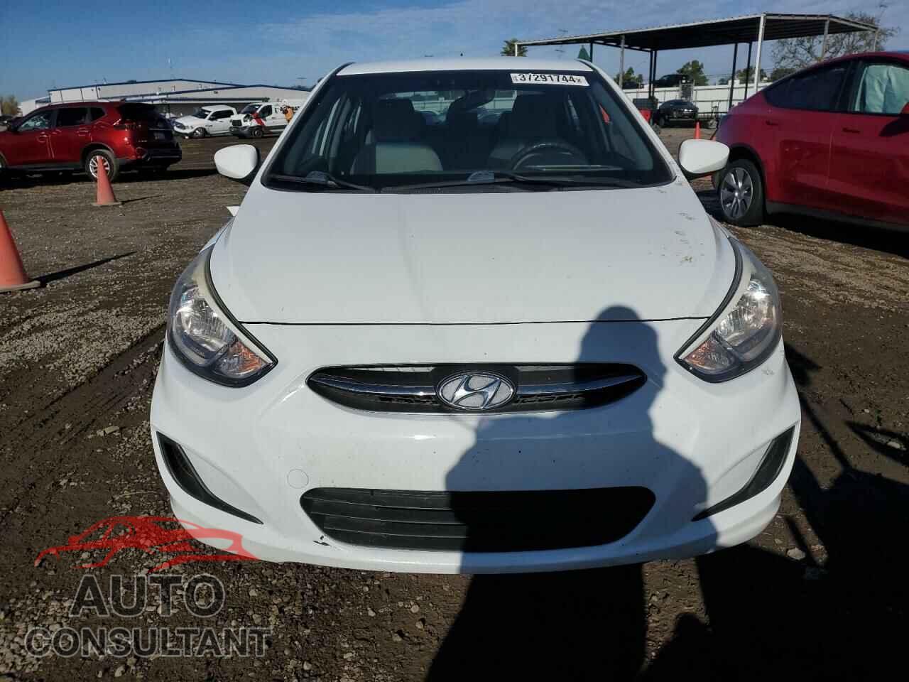 HYUNDAI ACCENT 2016 - KMHCT4AEXGU070349
