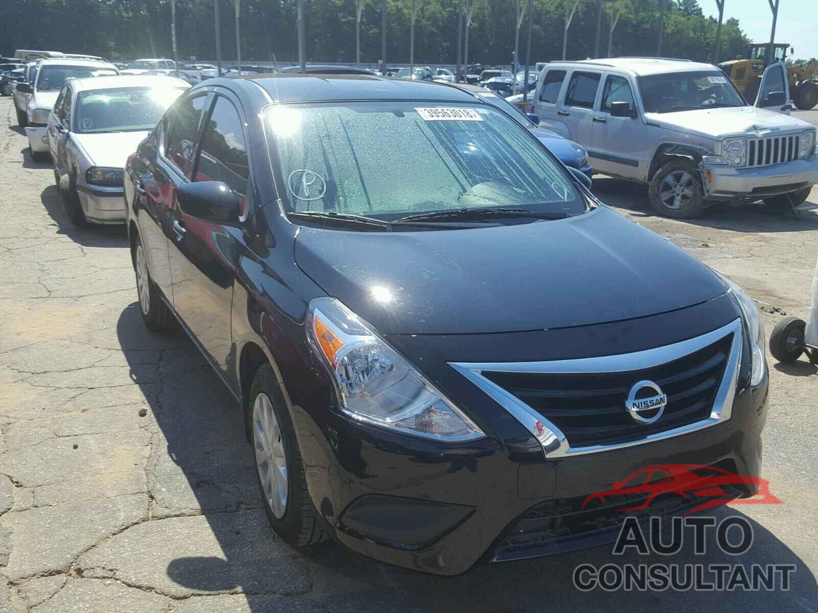 NISSAN VERSA 2018 - 3N1CN7AP7JL817413