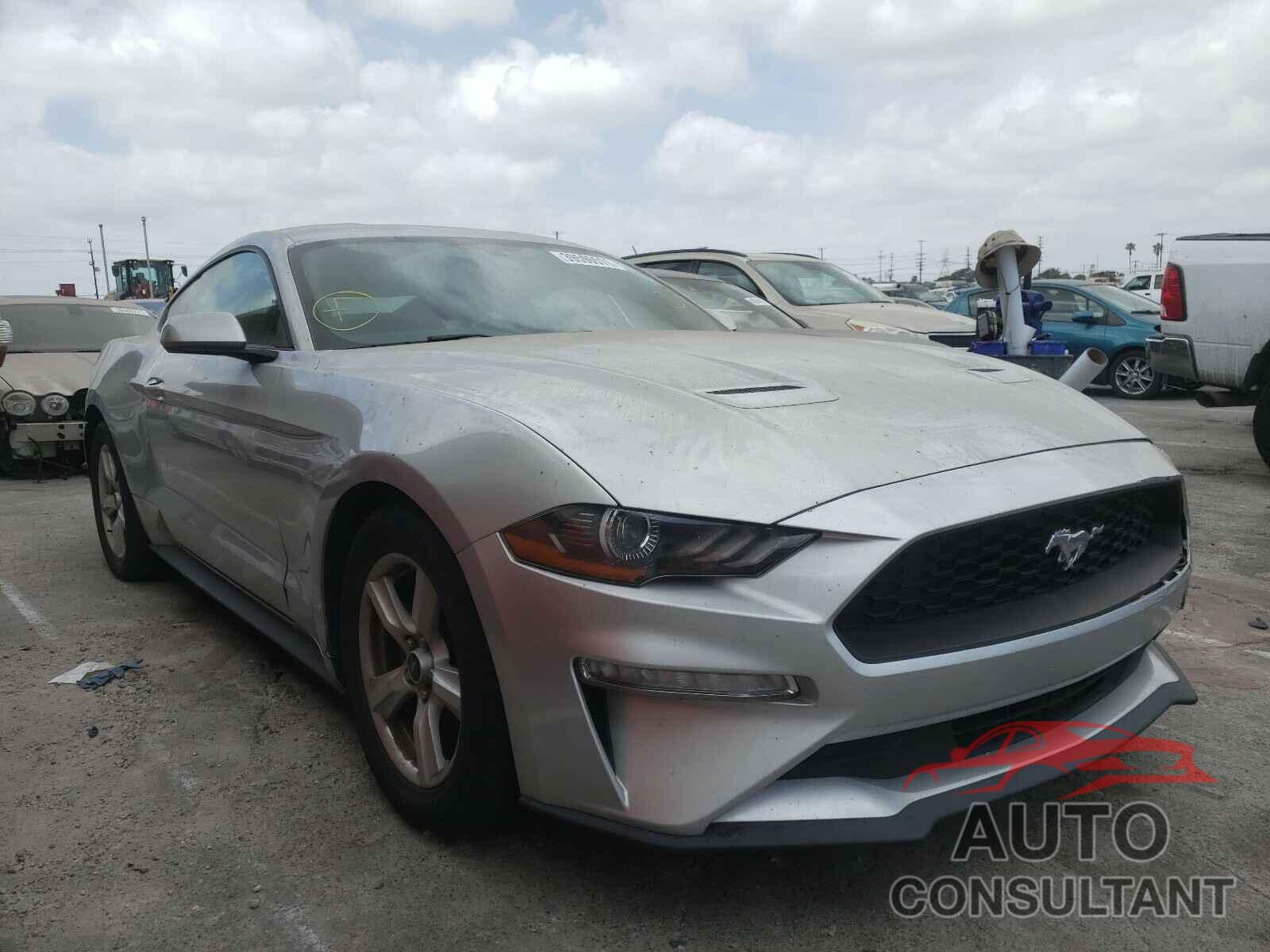 FORD MUSTANG 2018 - 1FA6P8TH3J5114400