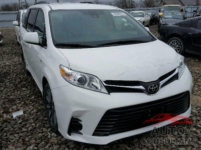 TOYOTA SIENNA 2018 - 5TDJZ3DC0JS190879