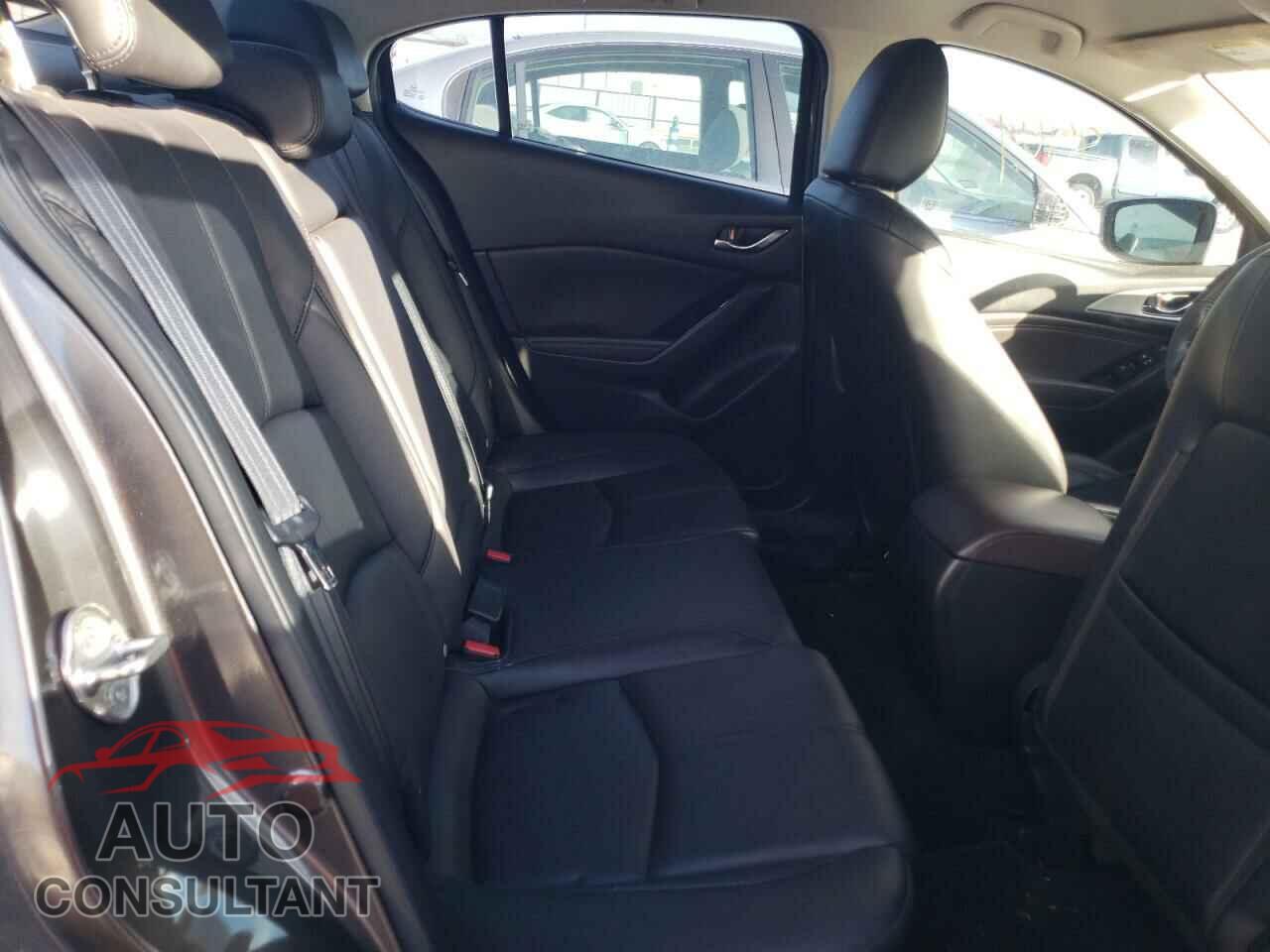 MAZDA 3 2017 - 3MZBN1V71HM136584