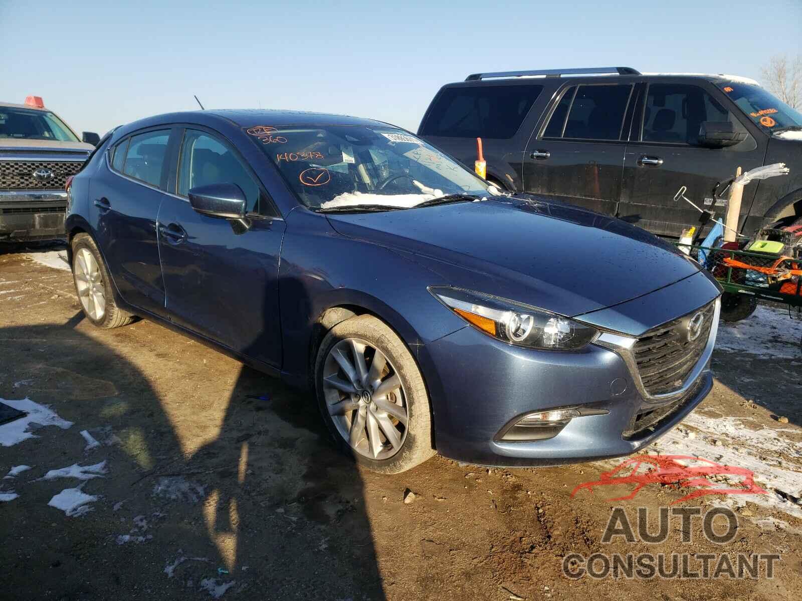 MAZDA 3 2017 - 3MZBN1L39HM140348