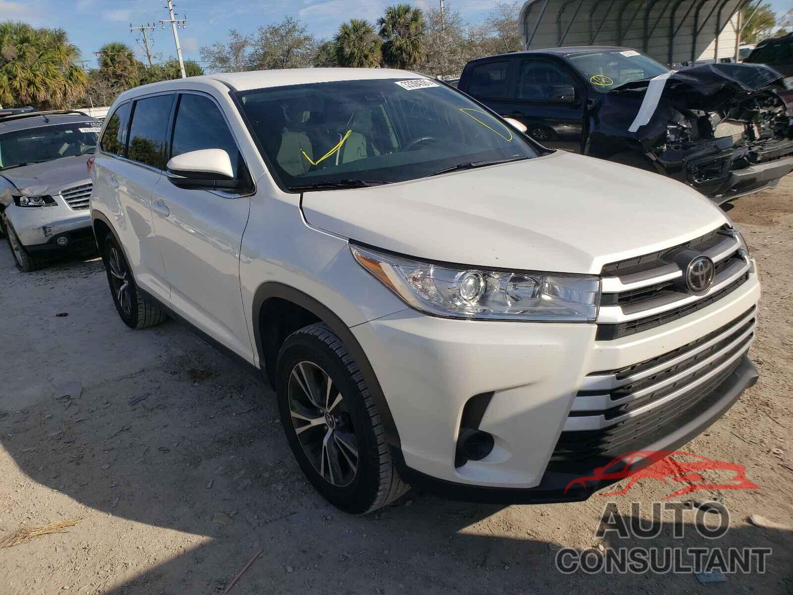 TOYOTA HIGHLANDER 2019 - 5TDZARFH0KS045669