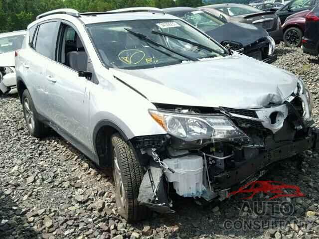 TOYOTA RAV4 2015 - JTMRFREV9FD171734