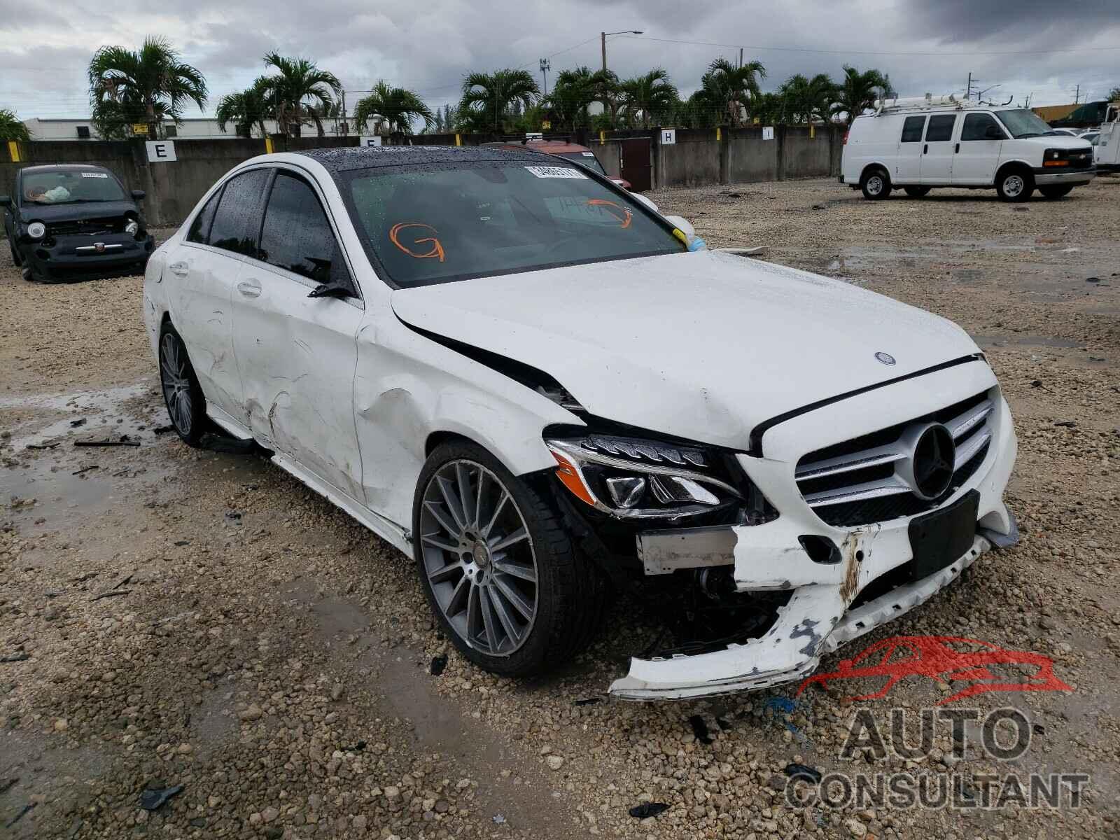 MERCEDES-BENZ C CLASS 2016 - 55SWF4JB5GU101853