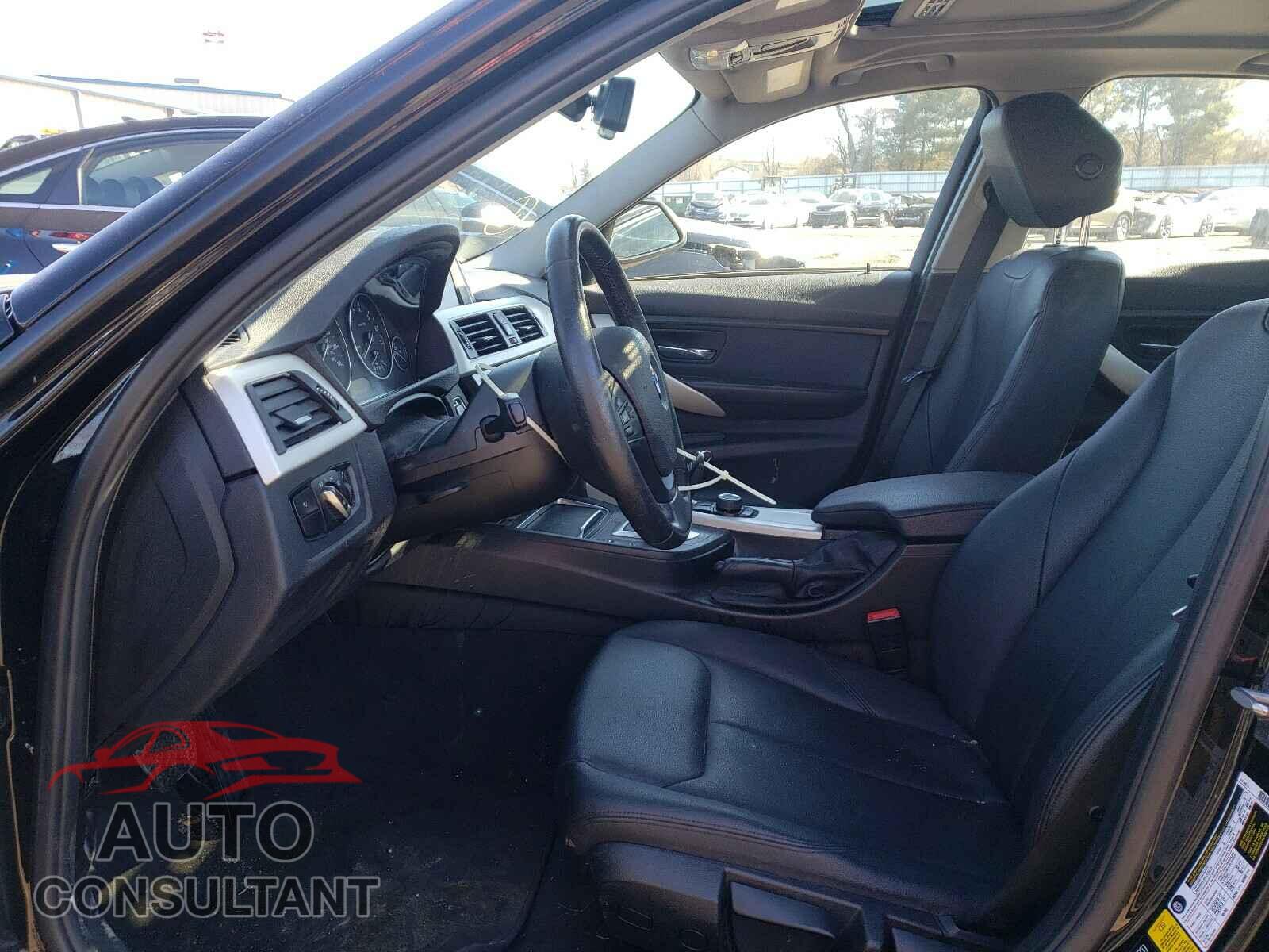 BMW 3 SERIES 2016 - WBA8A3C5XGK689727