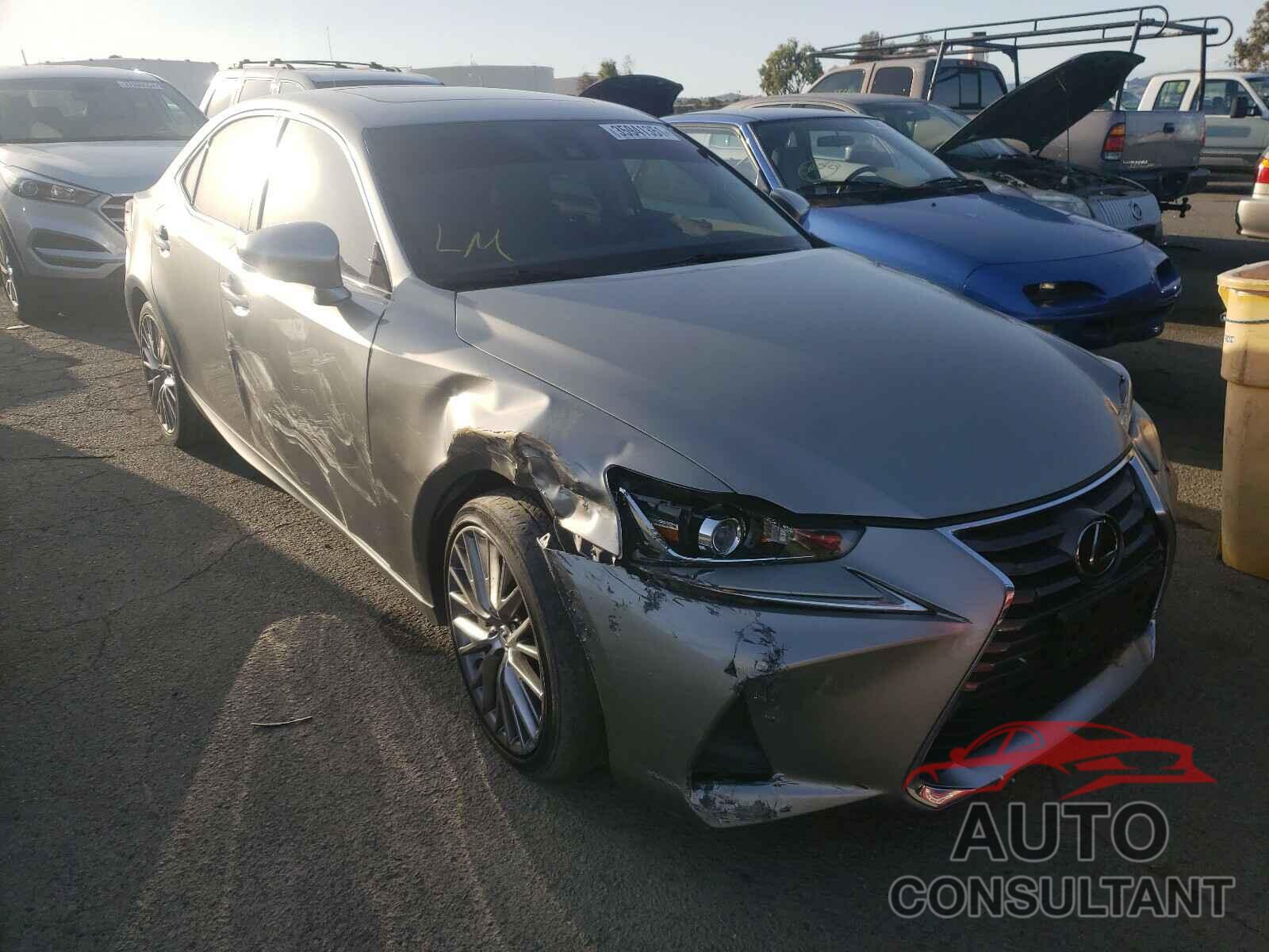 LEXUS IS 2017 - JTHBA1D25H5056486