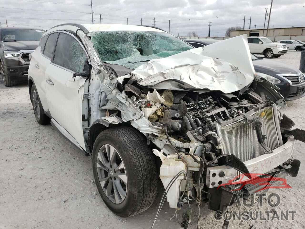 NISSAN MURANO 2018 - 5N1AZ2MG1JN196463