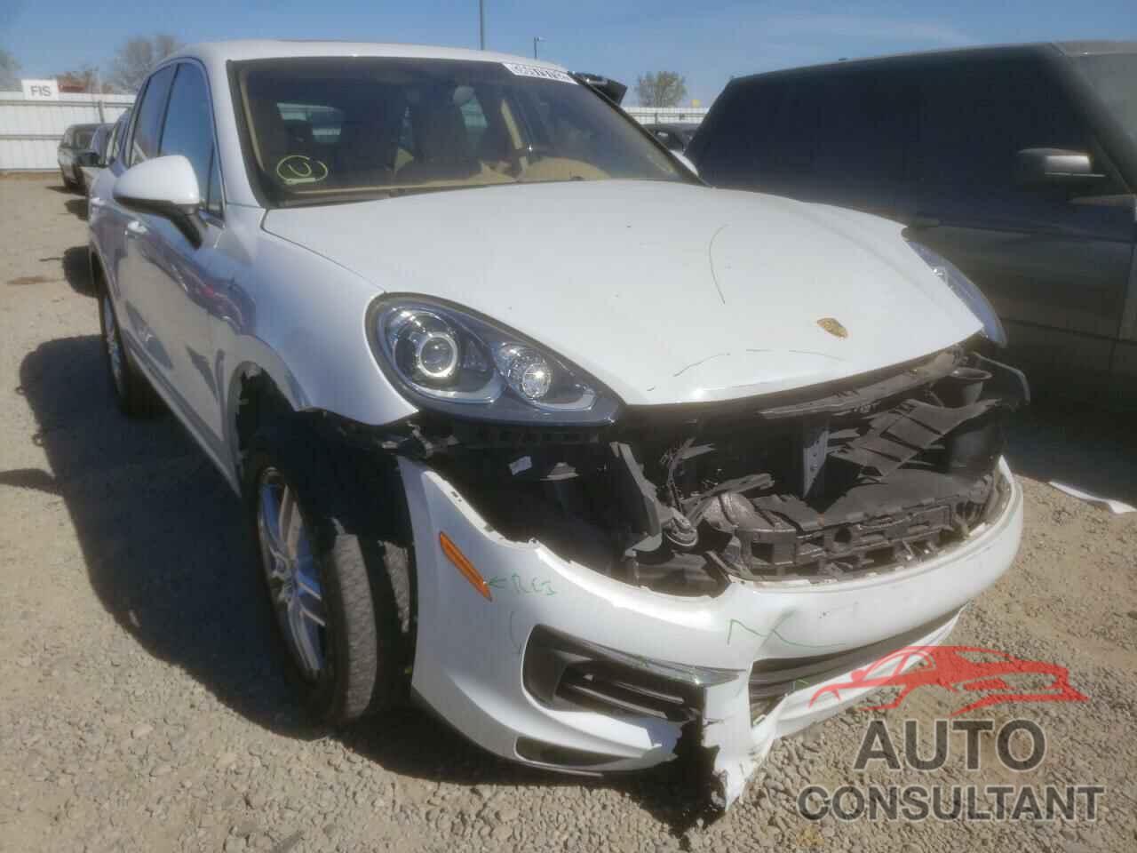 PORSCHE CAYENNE 2016 - WP1AA2A25GLA05411