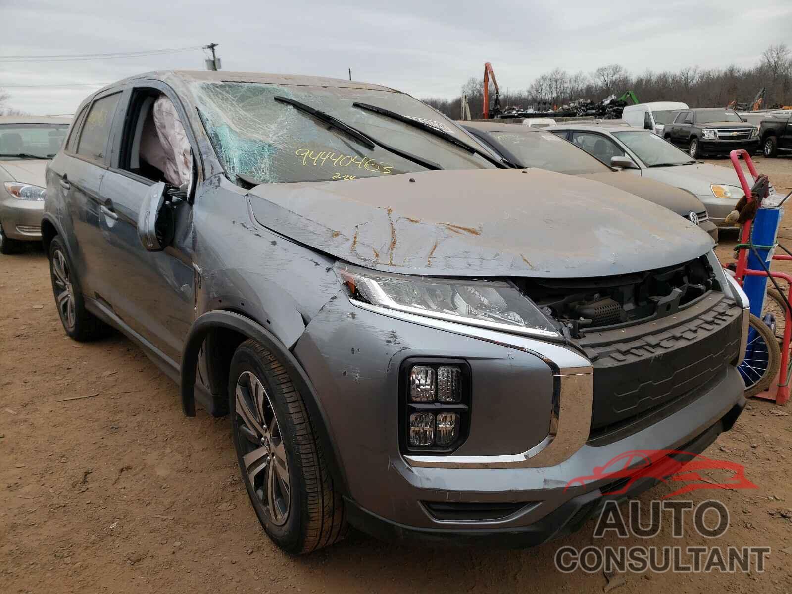 MITSUBISHI OUTLANDER 2020 - JA4AR3AU4LU019140