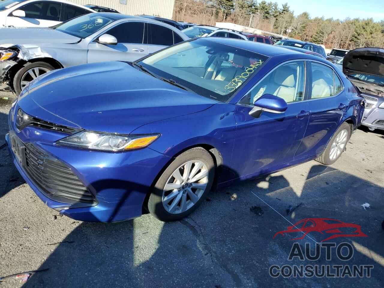 TOYOTA CAMRY 2018 - 4T1B11HK6JU567398