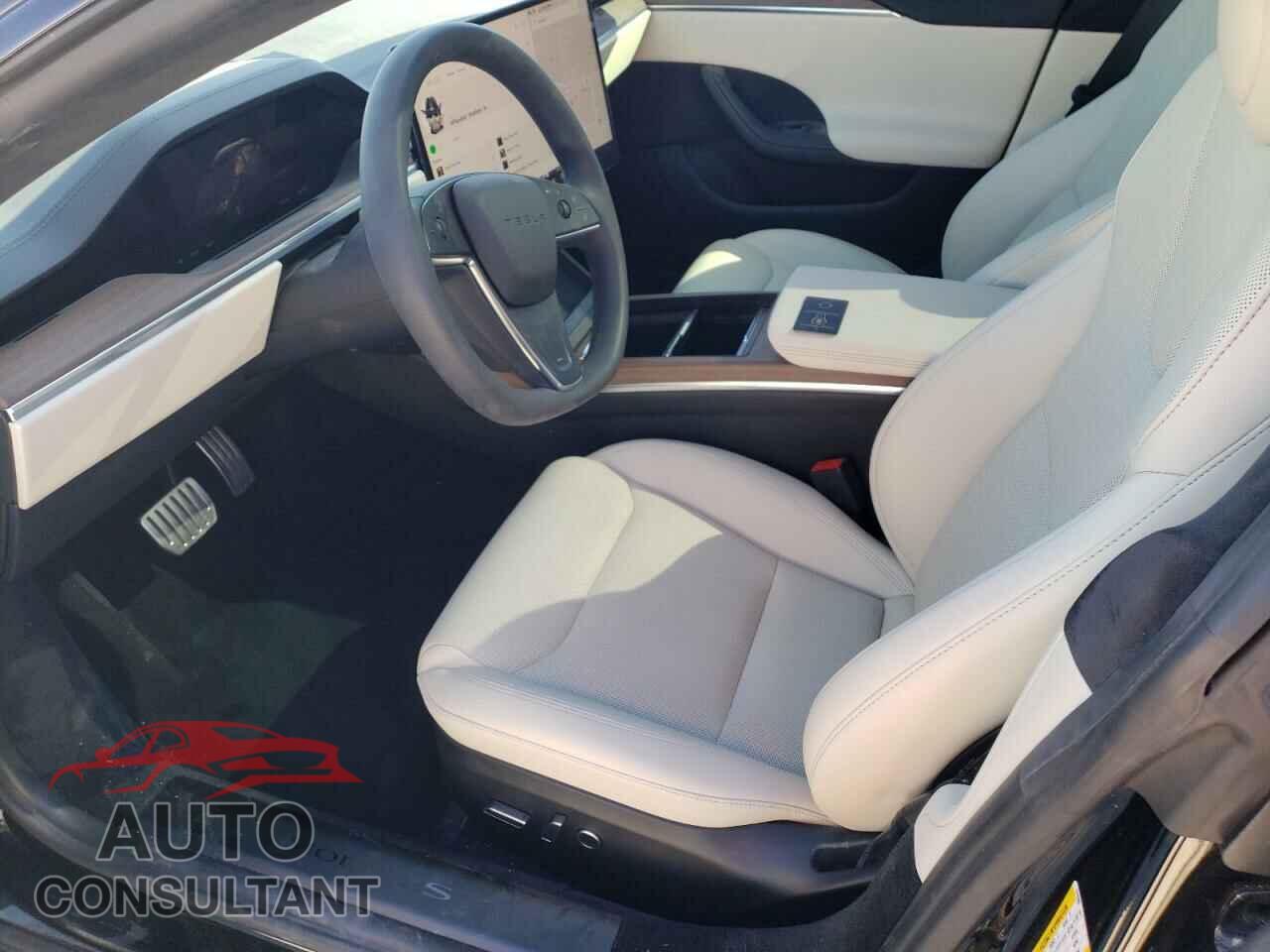 TESLA MODEL S 2023 - 5YJSA1E55PF513398