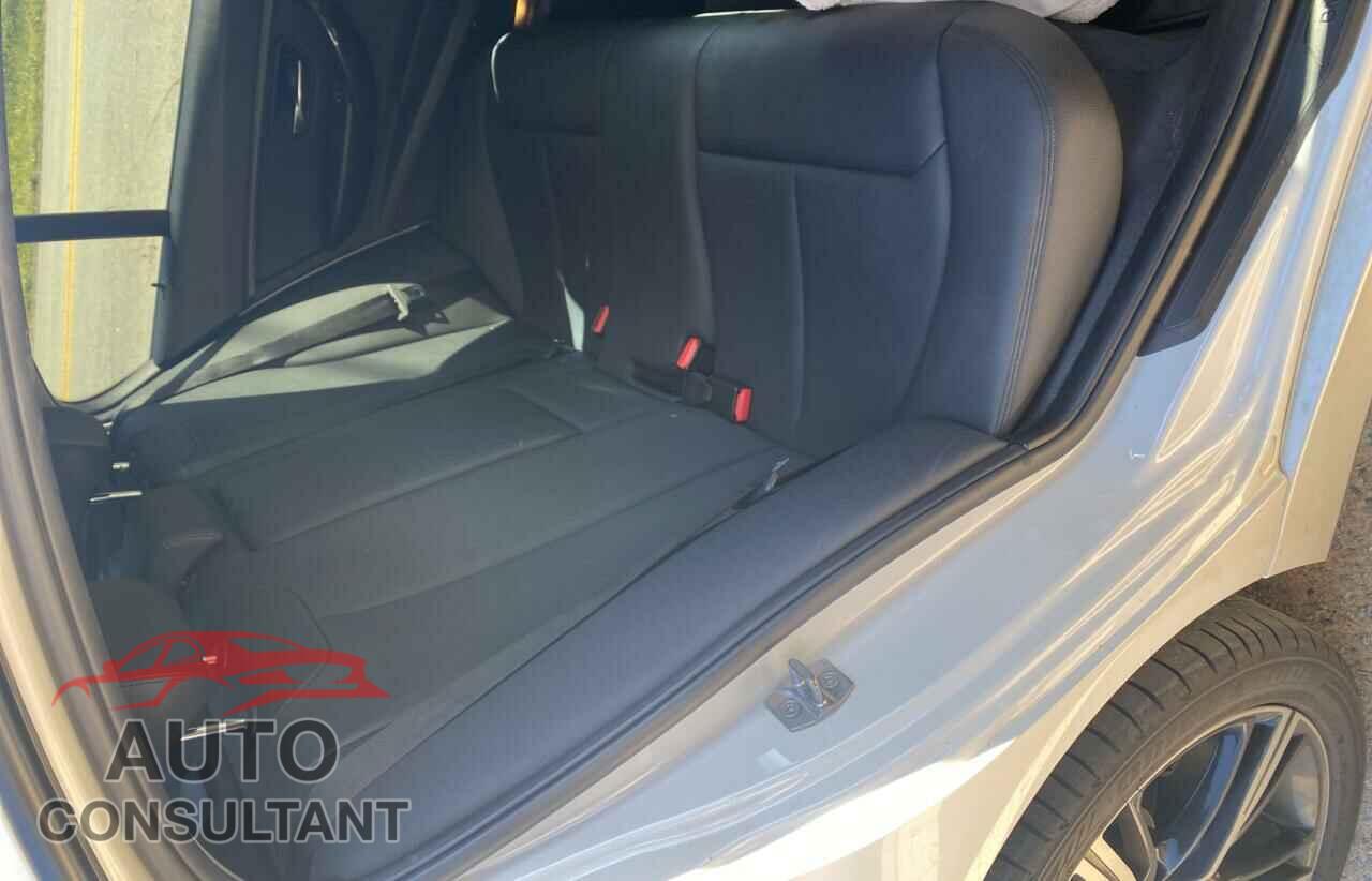 BMW 3 SERIES 2016 - WBA8A3C53GK551799