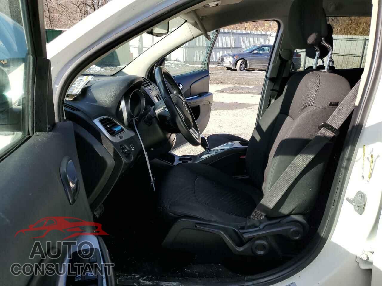 DODGE JOURNEY 2017 - 3C4PDCAB8HT638287