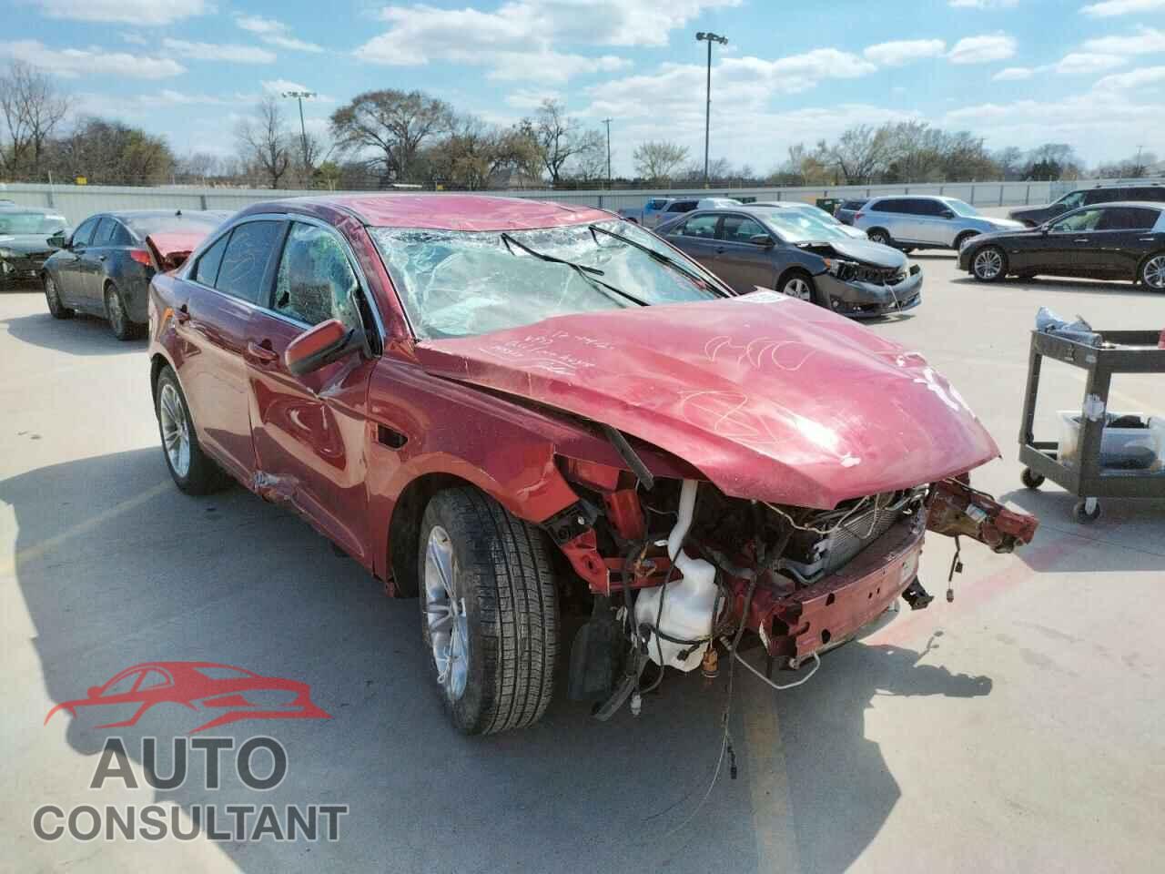 FORD TAURUS 2017 - 1FAHP2E86HG120693