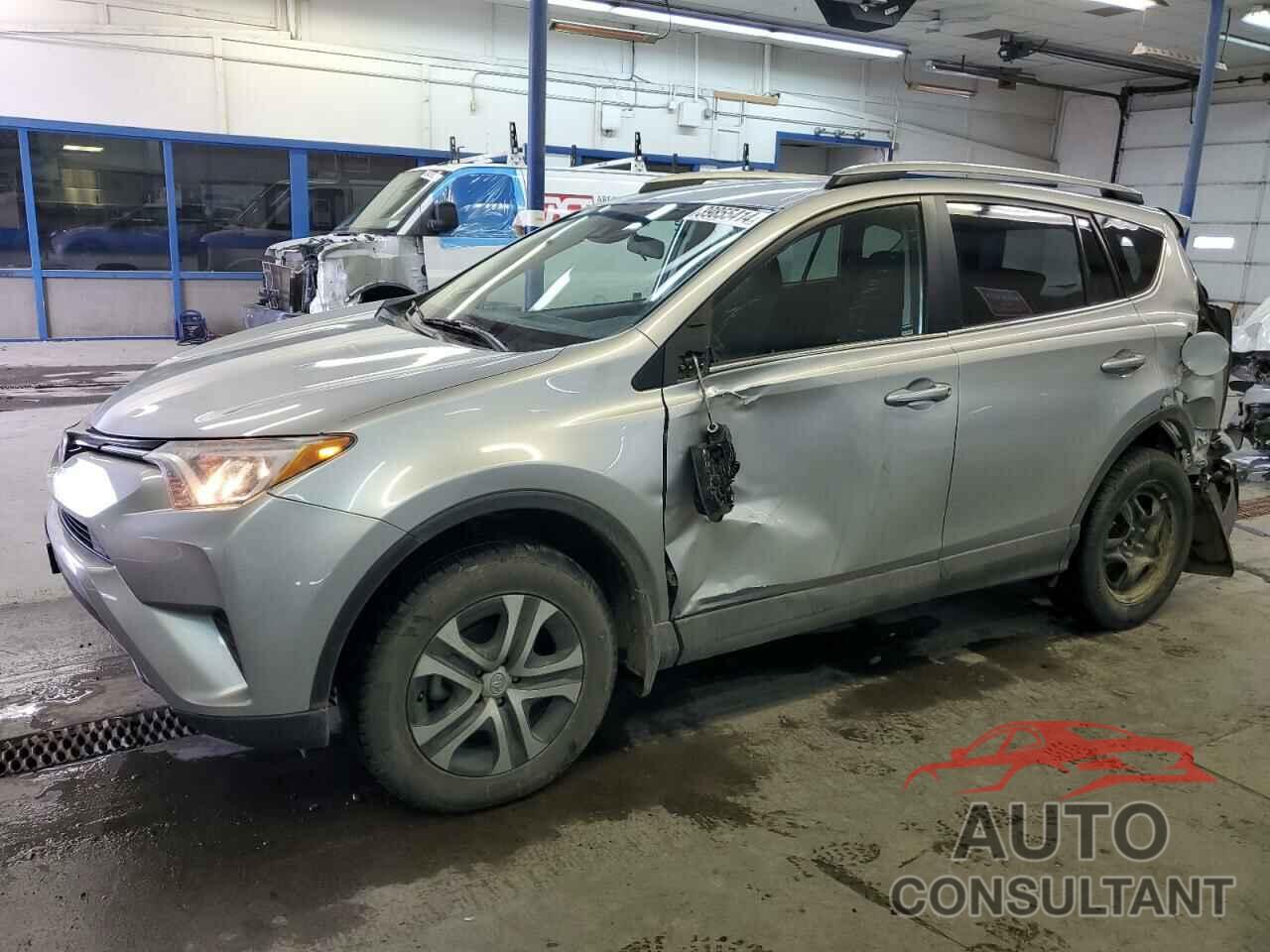 TOYOTA RAV4 2018 - 2T3BFREV7JW780141