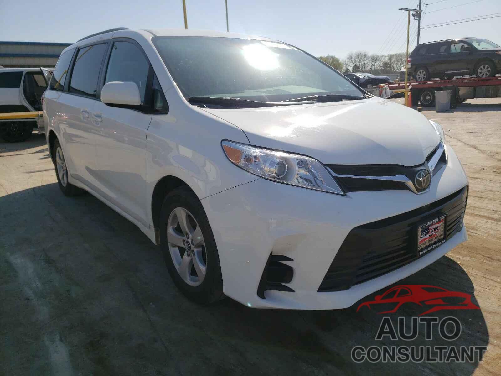 TOYOTA SIENNA 2019 - 5TDKZ3DC4KS003732