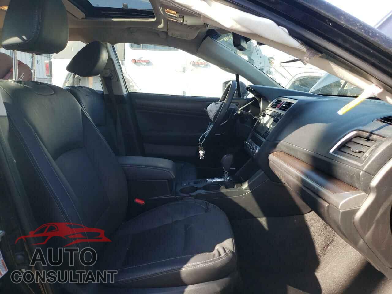 SUBARU LEGACY 2017 - 4S3BNAN63H3048020