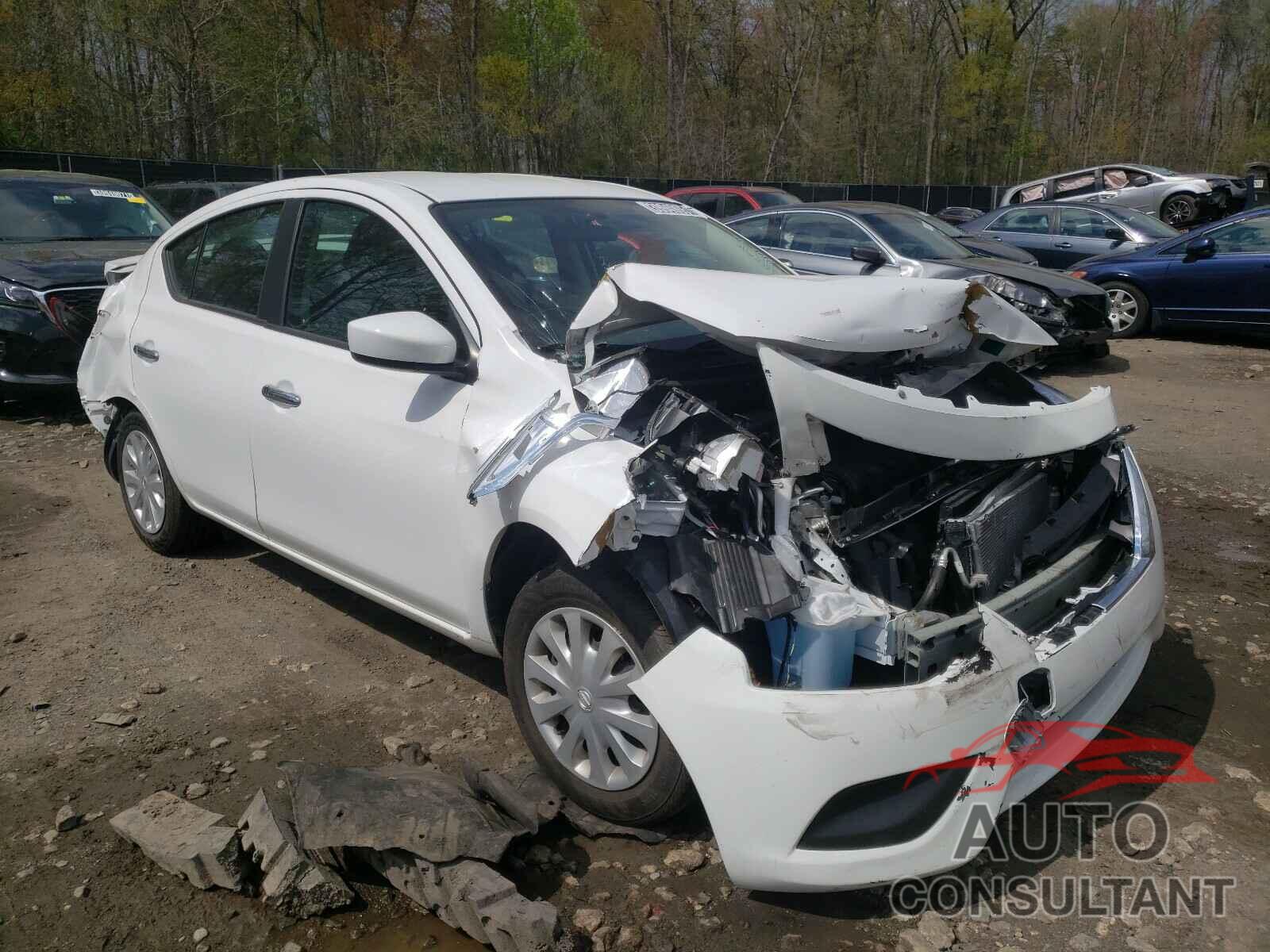 NISSAN VERSA 2019 - 3N1CN7AP8KL850924