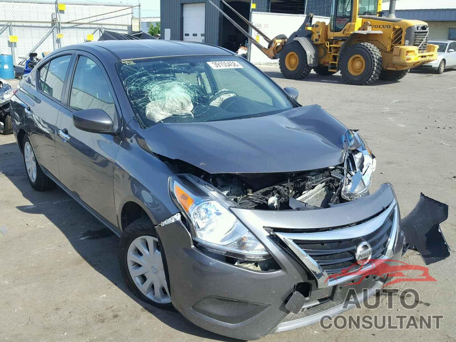 NISSAN VERSA 2018 - 3N1CN7AP3JL851963