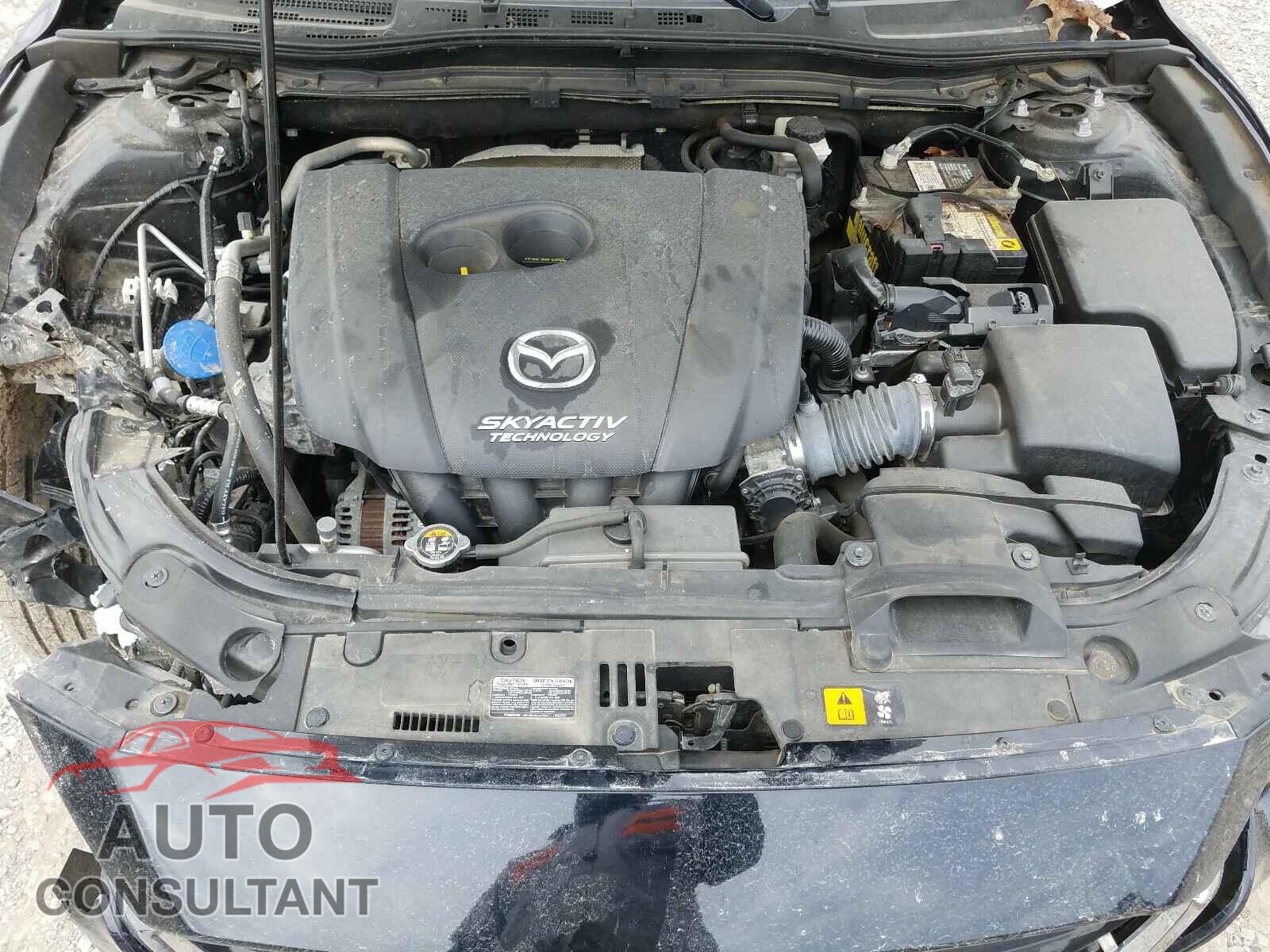 MAZDA 3 2017 - 3MZBN1V75HM121375