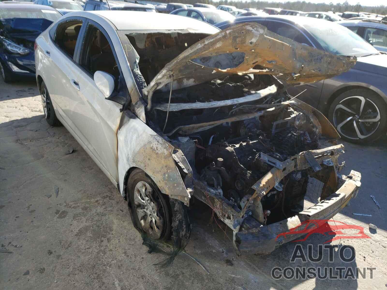 HYUNDAI ACCENT 2016 - KMHCT4AE9GU062582