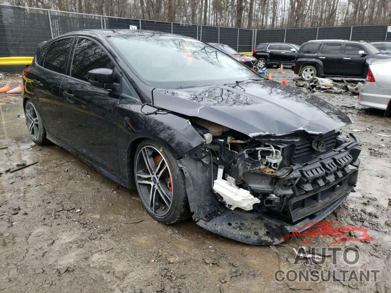 FORD FOCUS 2018 - 1FADP3L9XJL238985