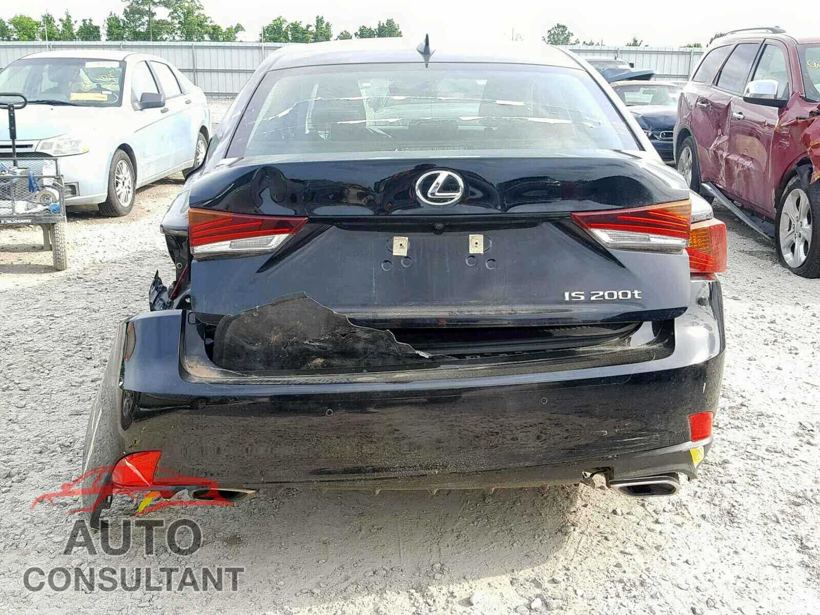 LEXUS IS 2017 - JTHBA1D29H5041859
