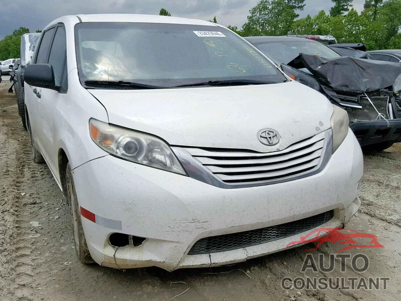 TOYOTA SIENNA 2015 - 5TDZK3DC3FS579062