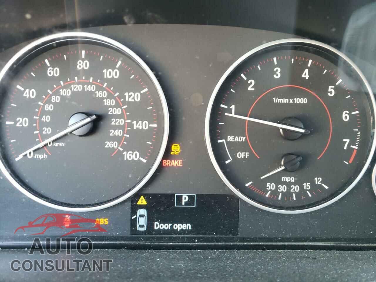BMW 3 SERIES 2016 - WBA8E9G55GNU27727