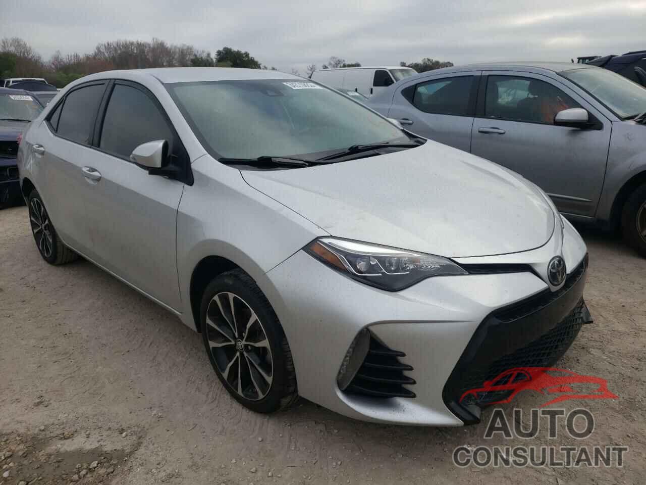 TOYOTA COROLLA 2018 - 5YFBURHE8JP808833