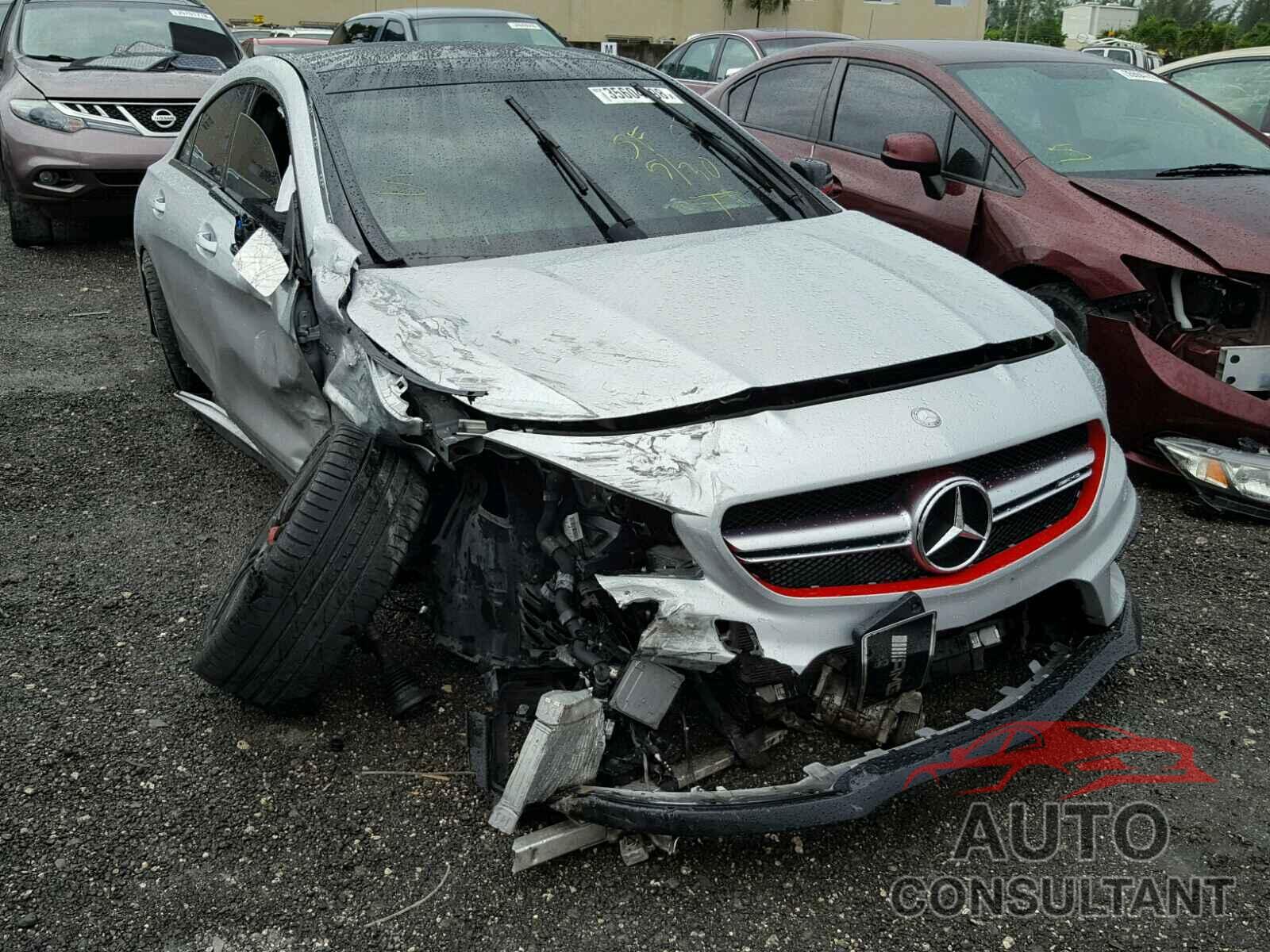 MERCEDES-BENZ CLA 45 2015 - WDDSJ5CB2FN247179