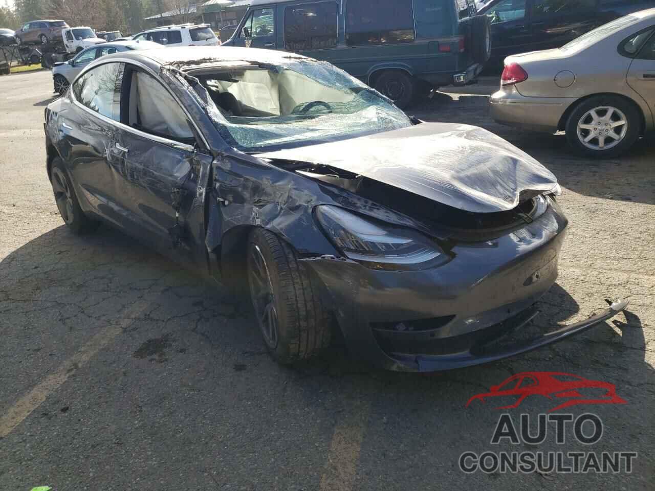 TESLA MODEL 3 2018 - 5YJ3E1EB4JF104055