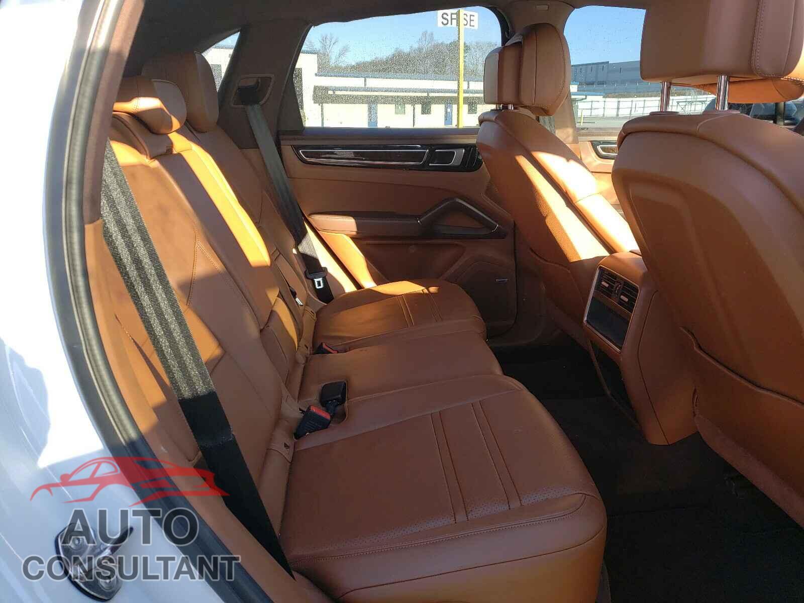 PORSCHE CAYENNE 2019 - WP1AA2AY6KDA03013