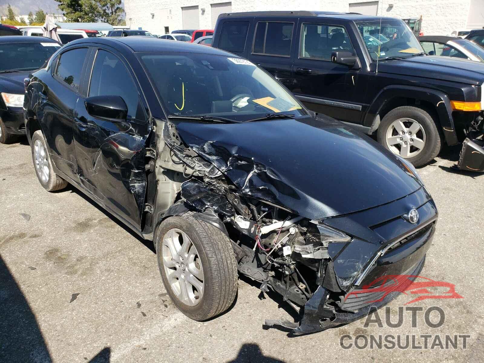 TOYOTA YARIS 2018 - 3MYDLBYV9JY309298