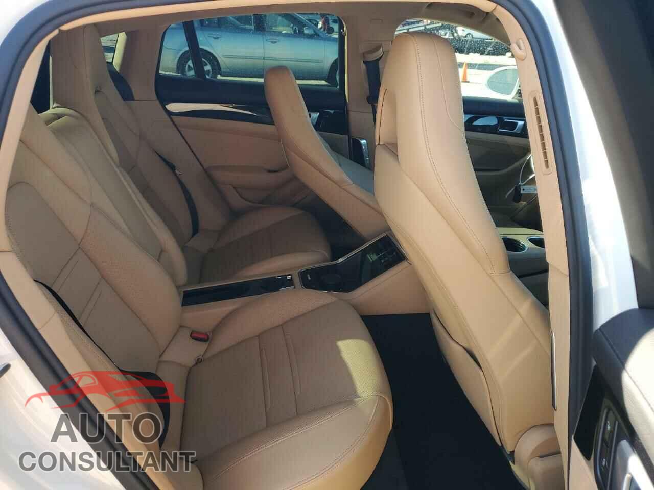 PORSCHE PANAMERA 2018 - WP0AA2A7XJL111440