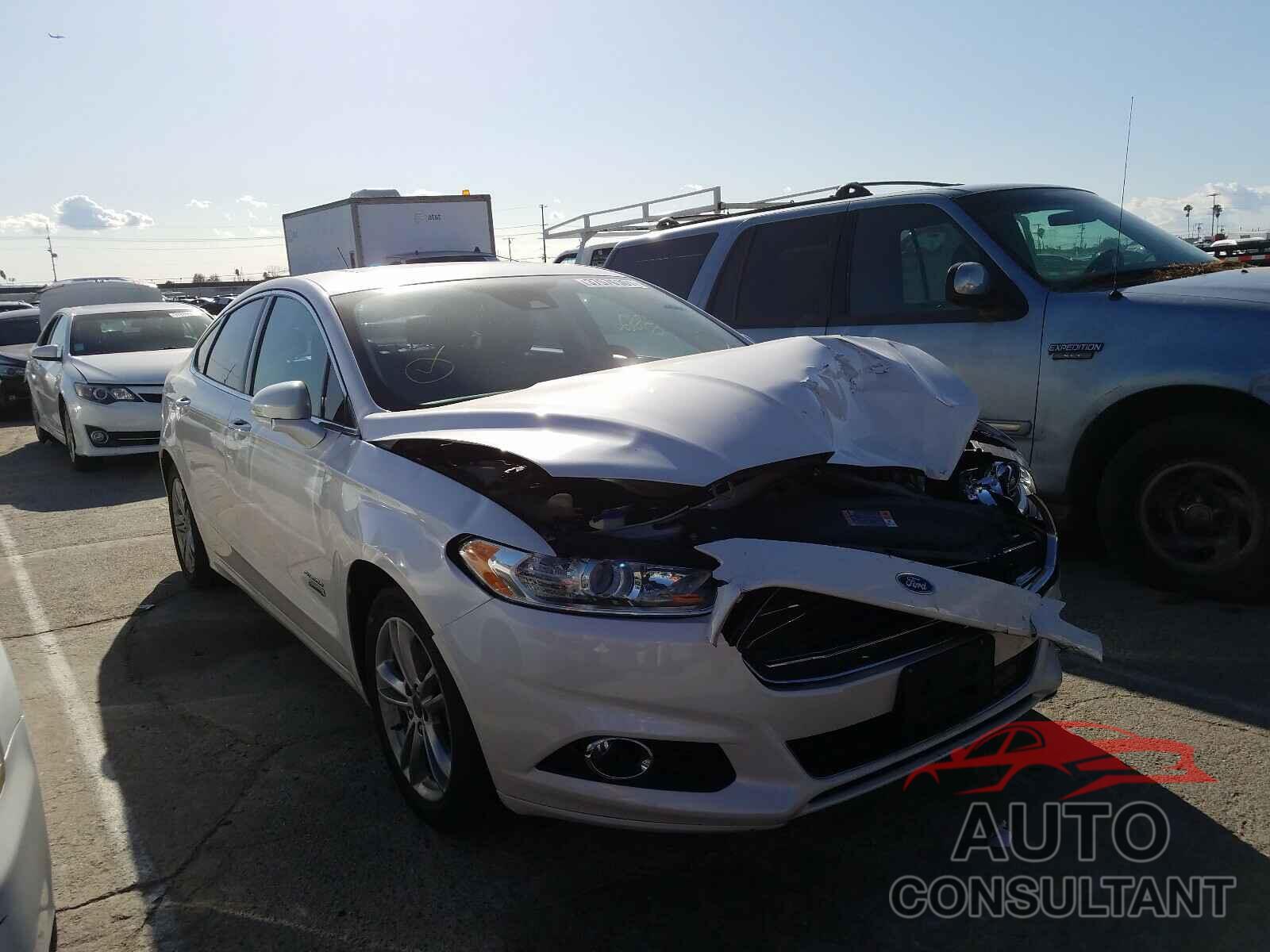 FORD FUSION 2016 - 3FA6P0SU4GR320671