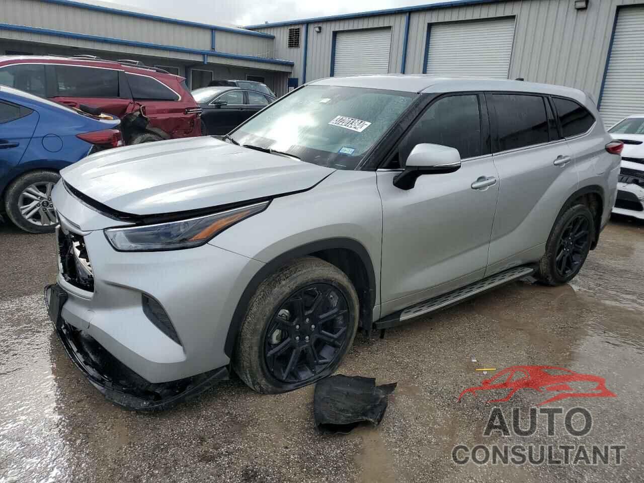 TOYOTA HIGHLANDER 2022 - 5TDCZRAH8NS558548