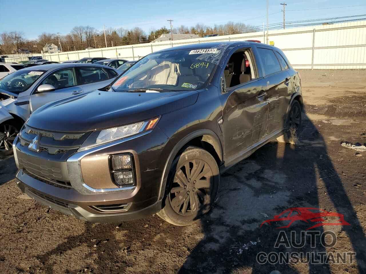 MITSUBISHI OUTLANDER 2021 - JA4APUAU5MU006894